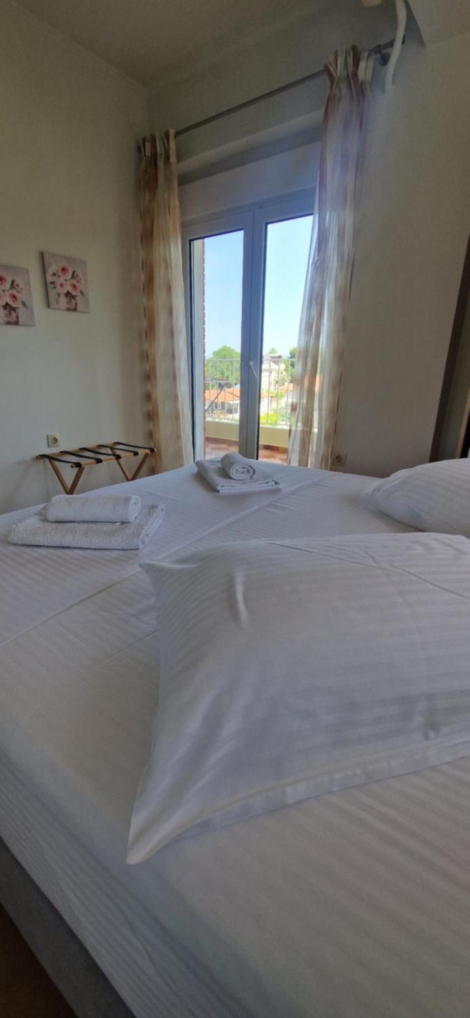 וורוורו Makis Nest Apart-Hotel מראה חיצוני תמונה